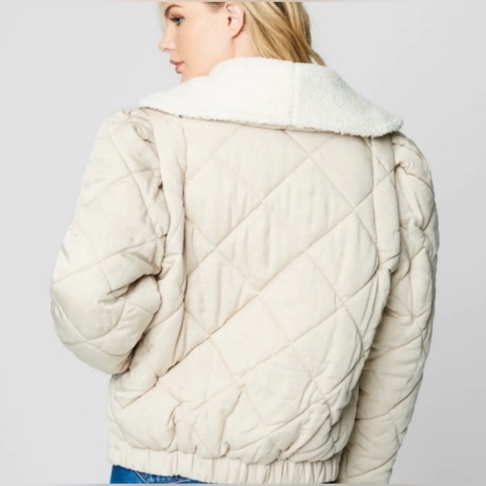 Blank NYC Warm Hearts Quilted Sherpa Jacket - Picture 4 of 8